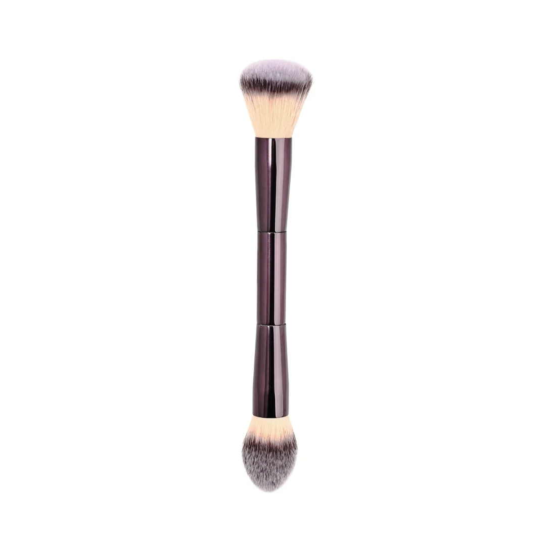 Complexion Perfection Brush - 2-In-1 Foundation & Powder Brush